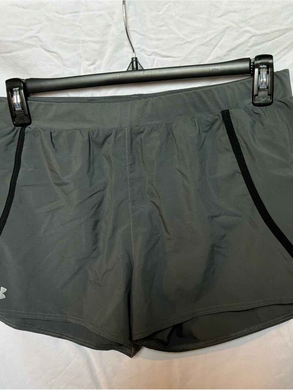 Under Armour Women’s Gray Athletic Shorts